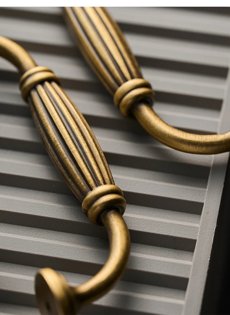 Vintage Bronze Drawer Handle – Classic Cabinet Pull  
