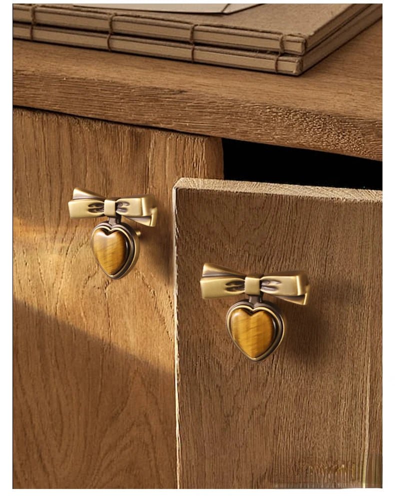 Elegant Bow Shape Dresser Knobs – Retro Bronze Love Pull Handles