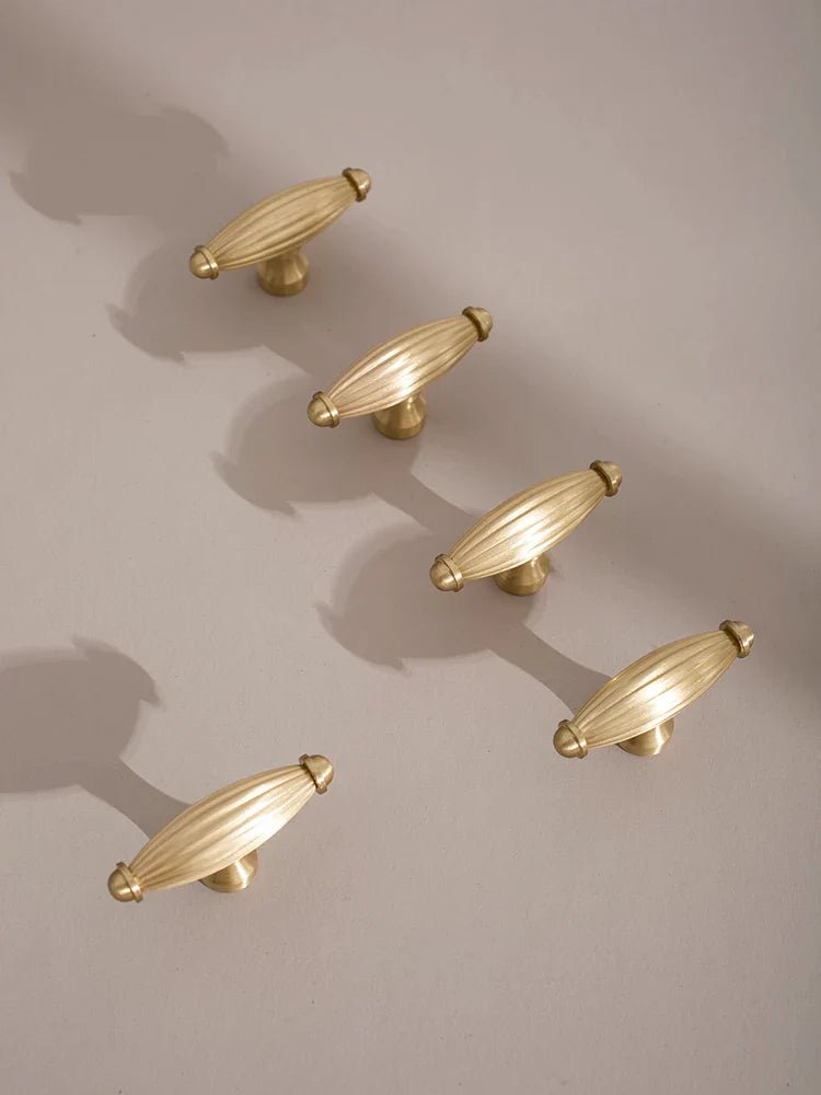 T-Bar Cabinet Handle - Vintage Brass Oval Pull