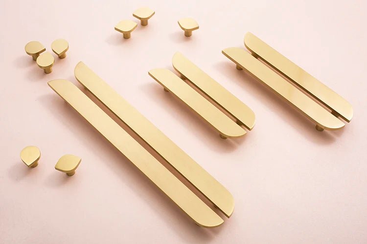 Stylish Gold Brass Knobs – American Style Pulls for Modern Cabinets