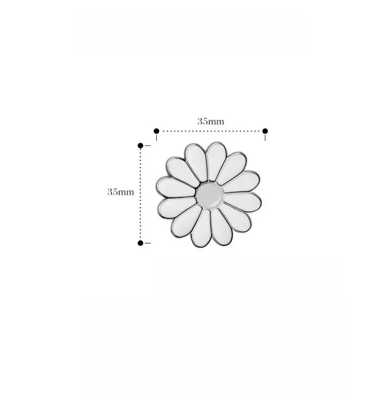 Vintage Brass Pull - Flower Design Knob
