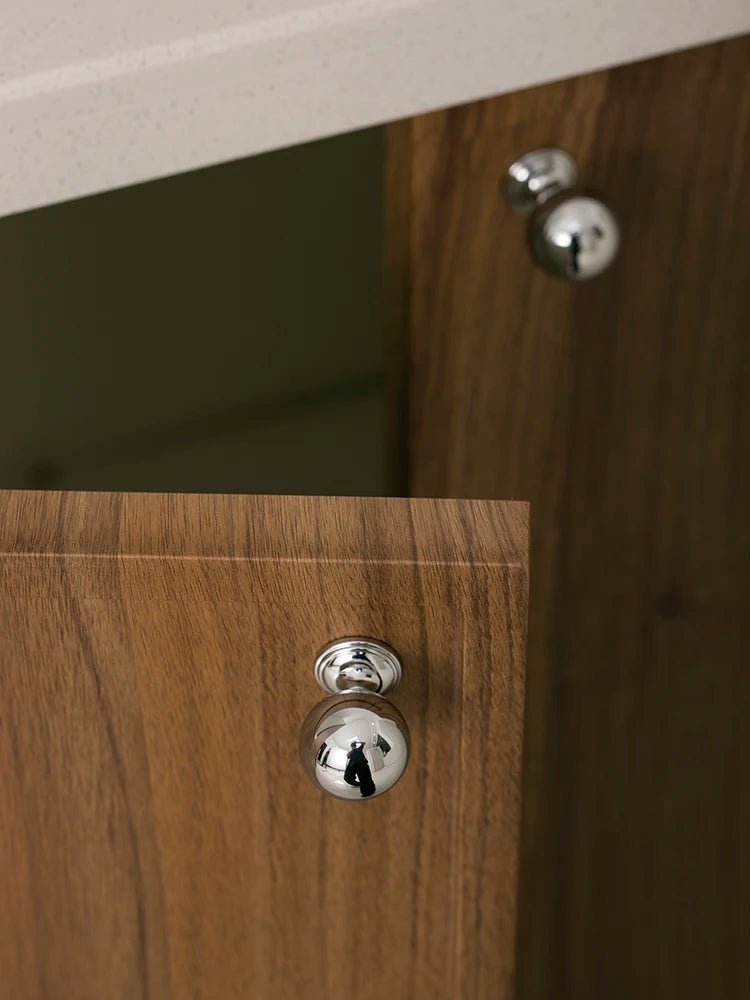 High-Quality Solid Brass Bright Silver Knobs for Luxury Cabinet Handles