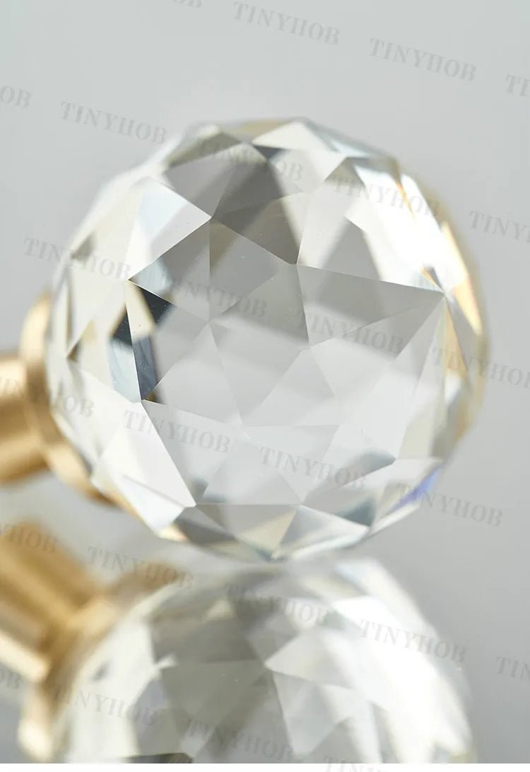 Stylish Crystal Ball Knobs – Brass Base Pulls for Elegant Cabinet Design