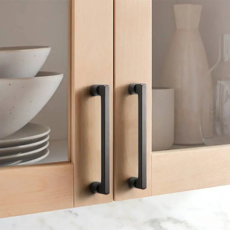 Premium Gold Zinc Alloy Handles for Stylish Cabinet Design