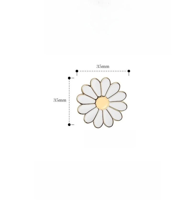 Decorative Cabinet Knob - Brass Floral Handle