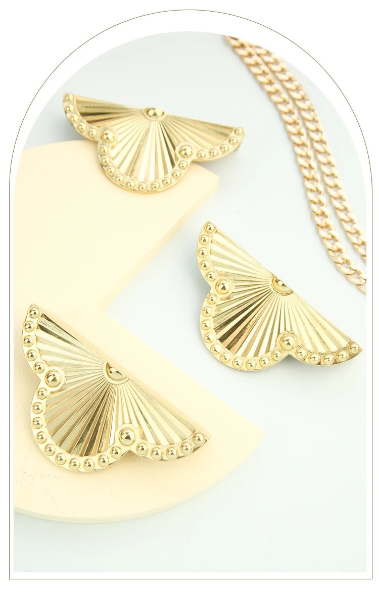 Four Leaf Brass Cabinet Handle – Decorative Knob