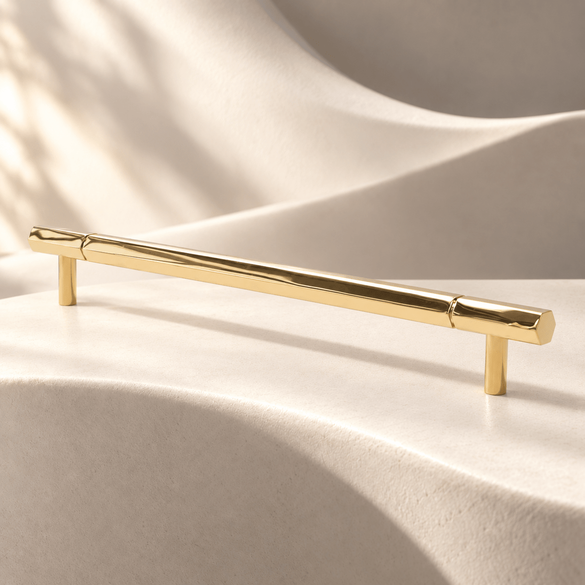 Gold hexagon 224 mm CTC pull on ivory stone
