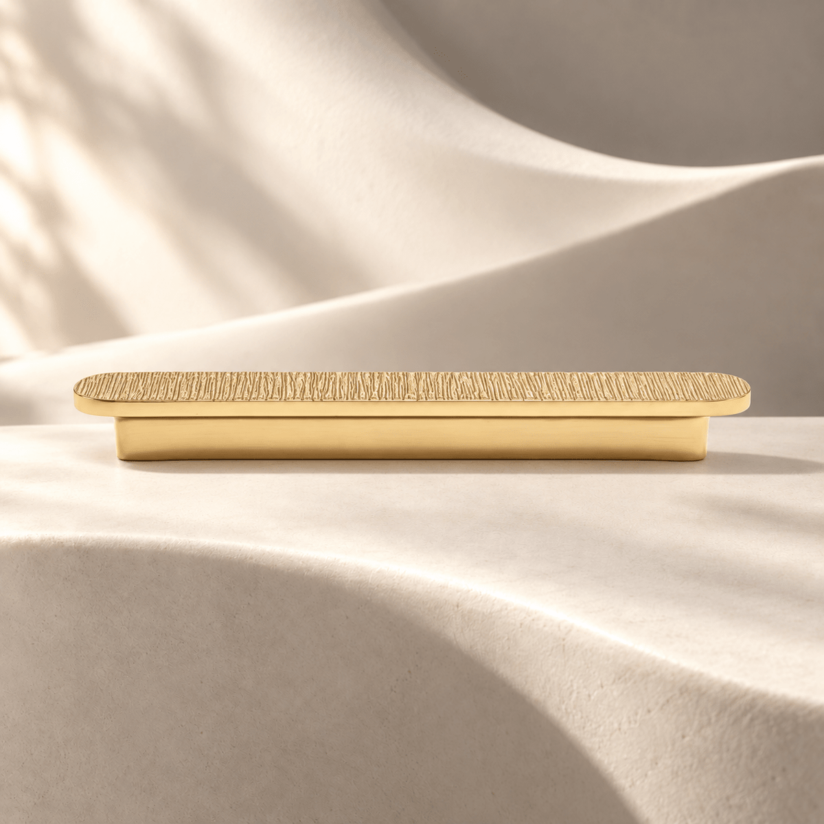 Gold vertical texture 128 mm CTC pull on ivory stone