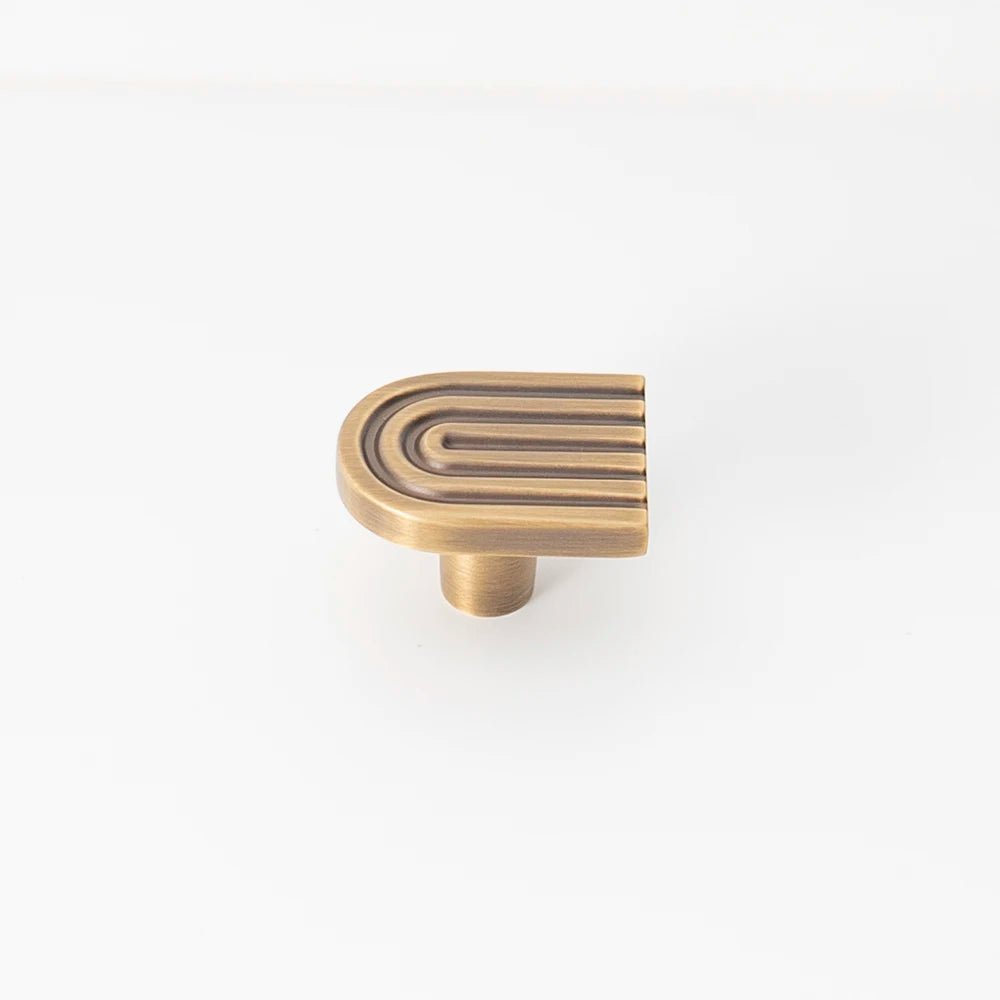 High-Quality Retro Line Brass Cabinet Handles – Vintage Bronze Pulls