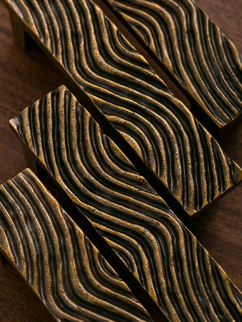 Premium Vintage Line Brass Drawer Pulls – Kitchen Cupboard Knobs