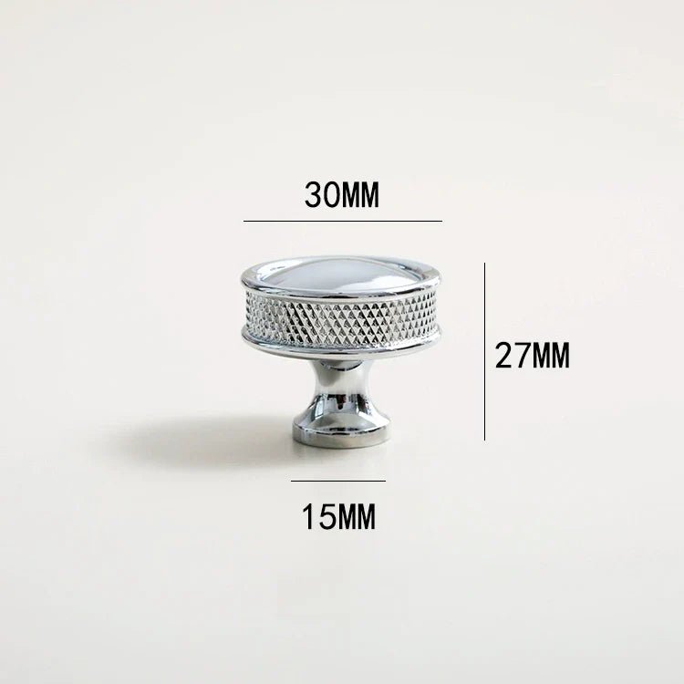 Contemporary Brass Handle – Diamond-Cut T-Bar Design