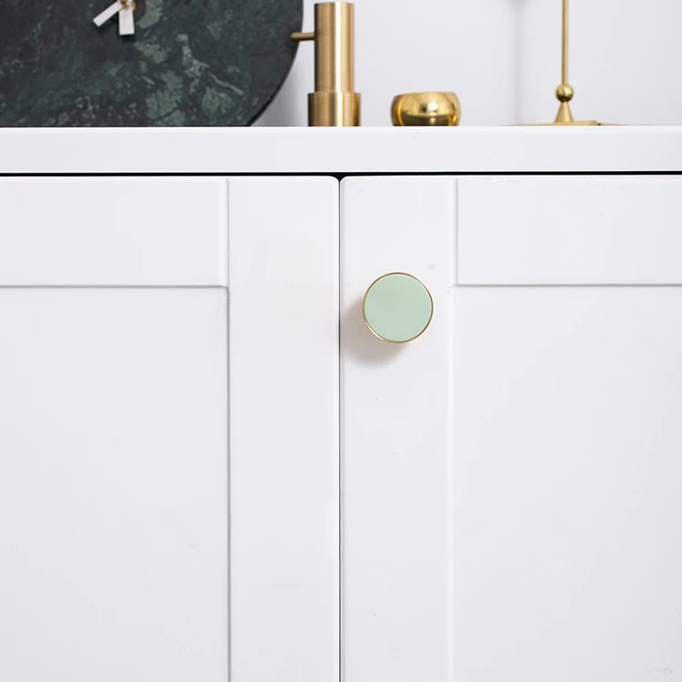 Luxury Leather & Brass Knob – Nordic Style Pull for Elegant Cabinets