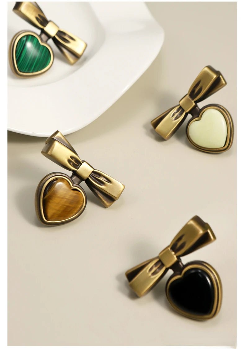 Stylish Bow Shape Dresser Knobs – Retro Bronze Love Handles for Drawers