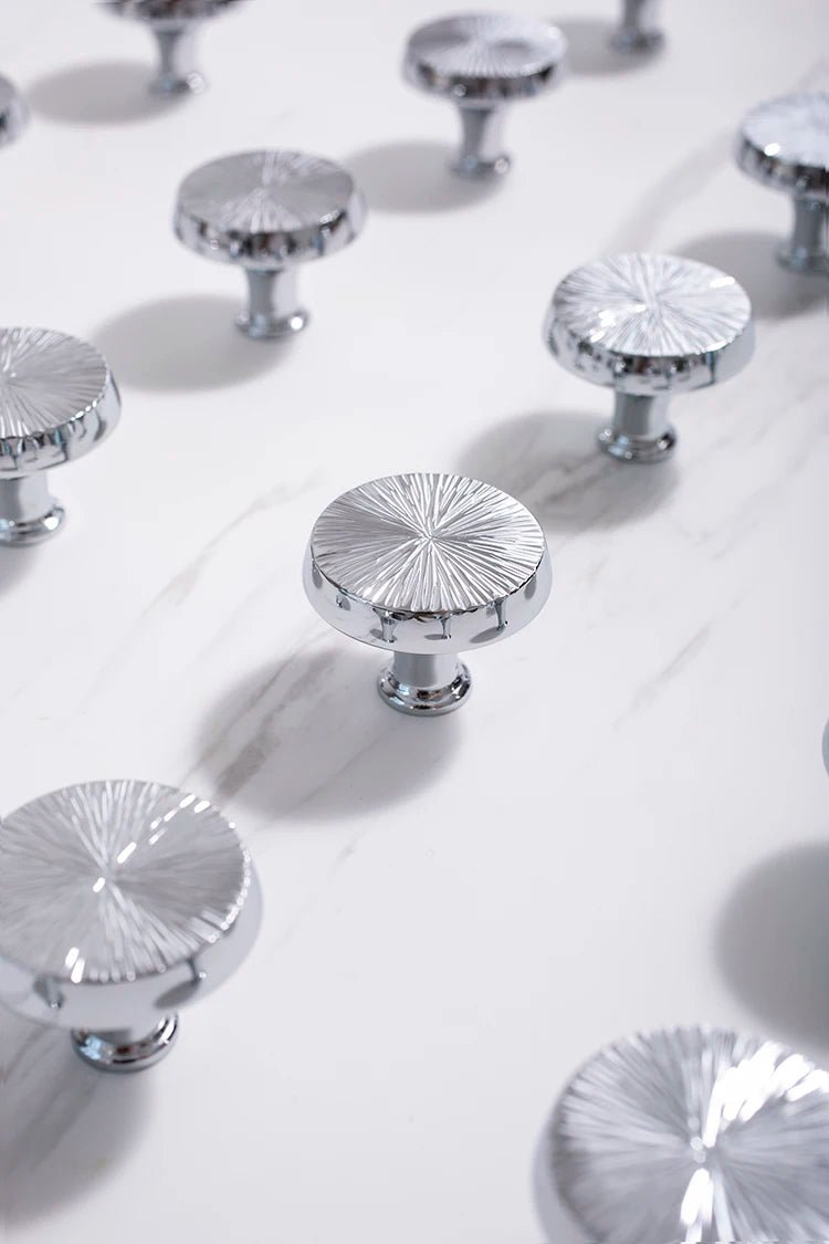 High-Quality Chrome Semi-Circular Knob – Modern Pull Handle for Furniture