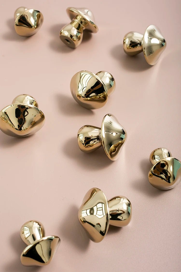 Stylish PVD Gold Mushroom Shape Brass Pulls for Cabinet Design