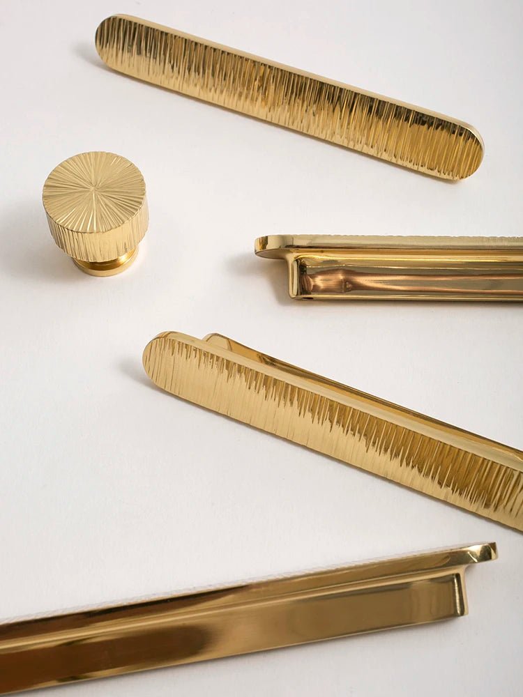 Luxury Vertical Line Brass Handles – Gold Pulls for Contemporary Design
