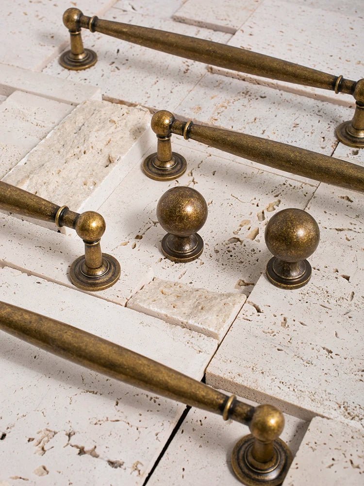 Sleek Vintage Bronze Brass Knobs – 5" Pulls for Modern Cabinets