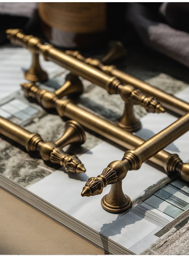 Durable Vintage Bronze Handles – Classic Pulls for Modern Cabinets