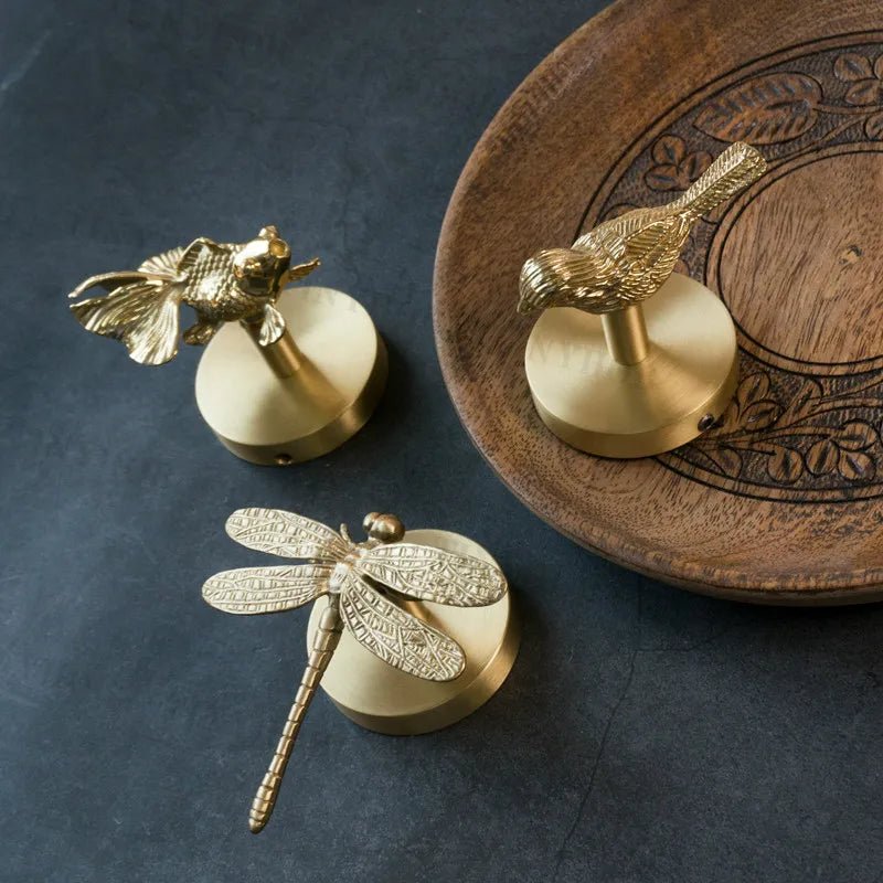 Sleek Nordic Brass Wall Hooks – Dragonfly, Bird, Antler Shapes for Decor