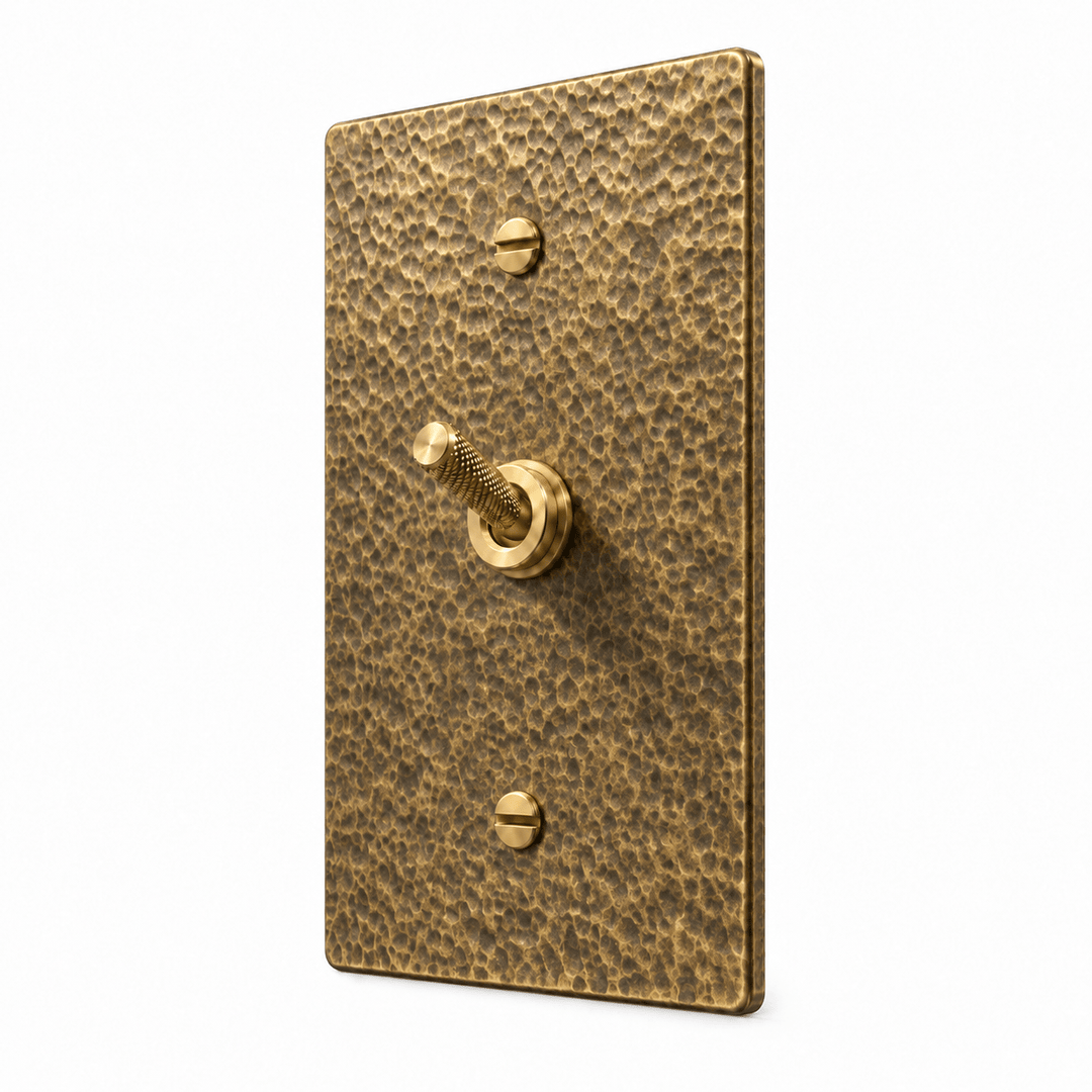 PlatePrestige 1-gang Knurled Toggle Light Switch in Hammered Antique Brass