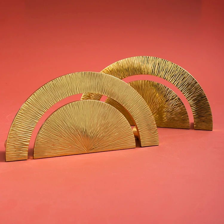 Elegant Semicircular Brass Pulls for Modern Furniture