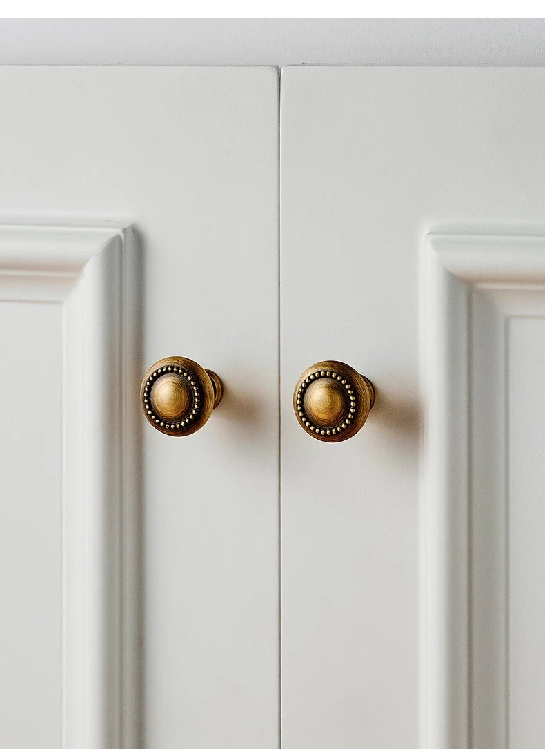 High-Quality Vintage Antique Bronze Pulls for Cabinets