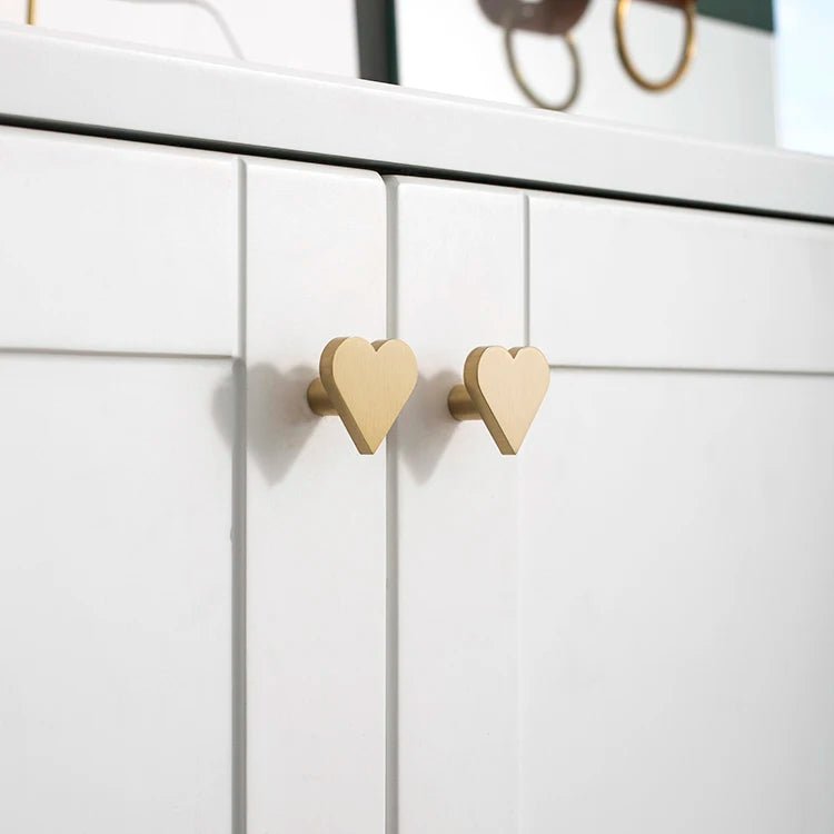 High-Quality Heart-Shaped Brass Knobs – Romantic Decor for Furniture