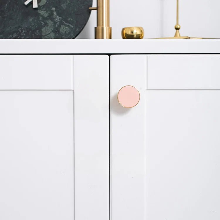 Contemporary Leather & Brass Knob – Nordic Style Pull for Elegant Furniture