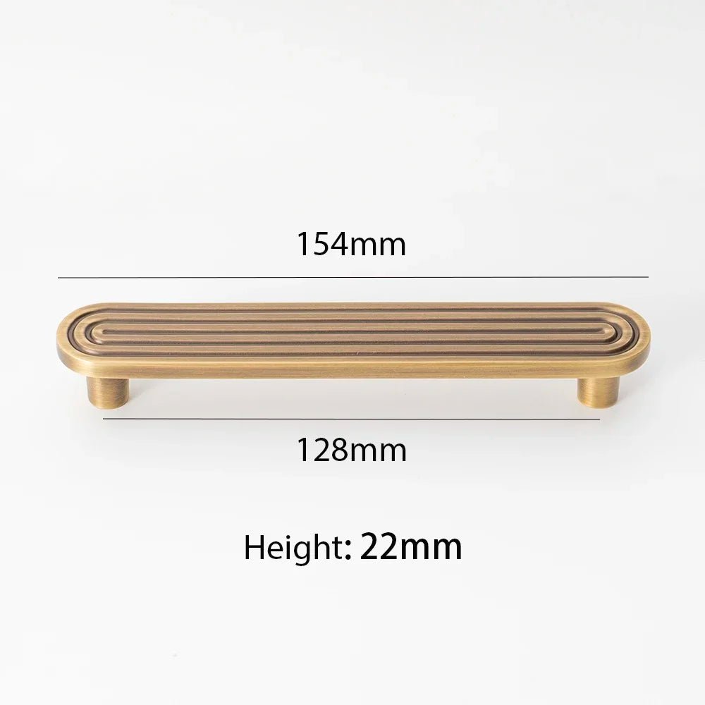 Luxury Retro Line Brass Pulls – Vintage Bronze Handles for Kitchen