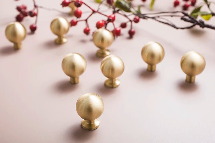 Classic Gold Round Cabinet Knobs with Solid Brass Design