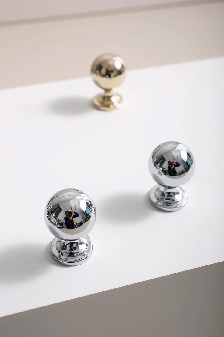 Sleek Brass Ball Cabinet Handle – Bright Gold Knob for Drawers