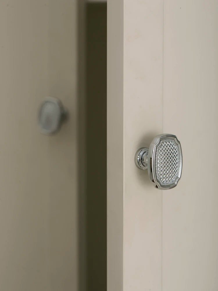 Elegant Gold Brass Knobs for Cabinets – Modern Wardrobe Handles
