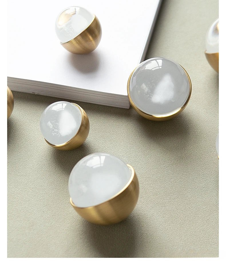 Durable Modern Ball Knobs – Acrylic & Brass Pulls for Cabinet Design