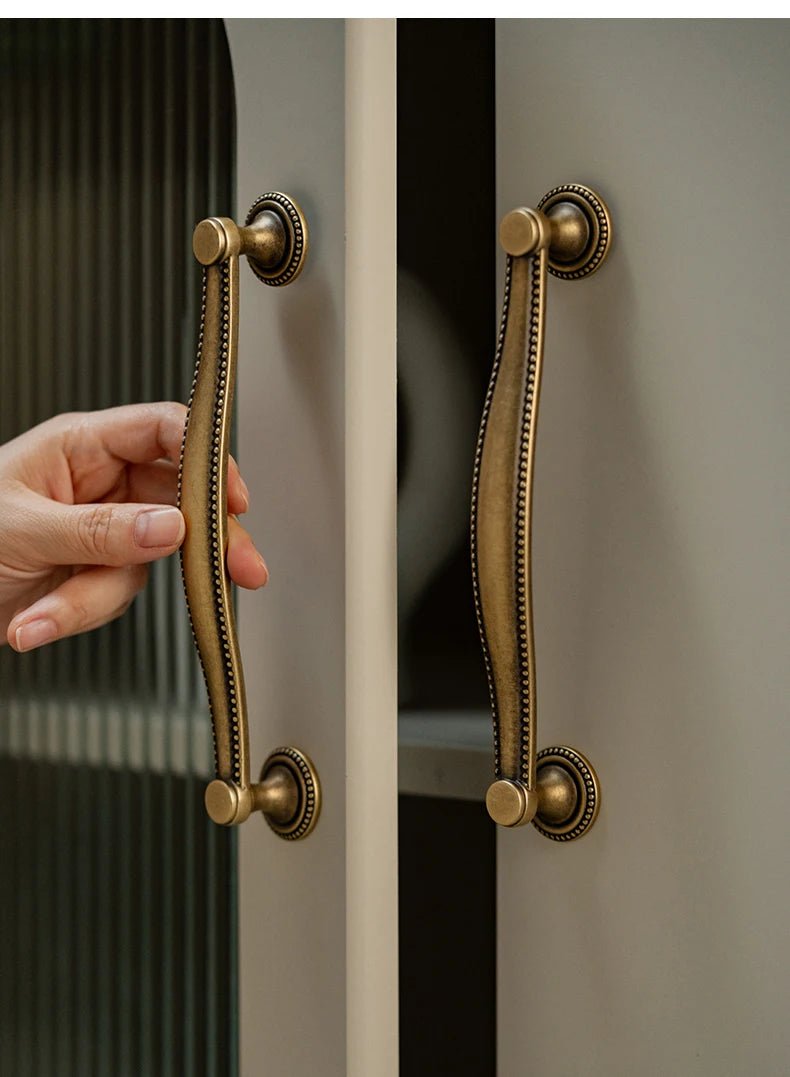 Elegant Shell-Shaped Brass Knobs for Vintage Bronze Cabinets