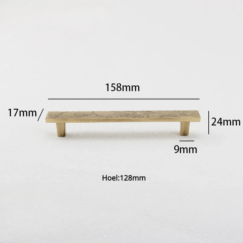High-Quality Vintage Brass Pull – Vertical Pattern for Modern Furniture