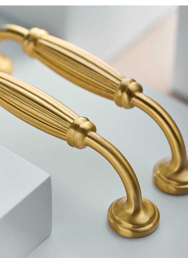 Sleek Vintage Brass Handles – Gold and Bronze Pulls for Modern Cabinets