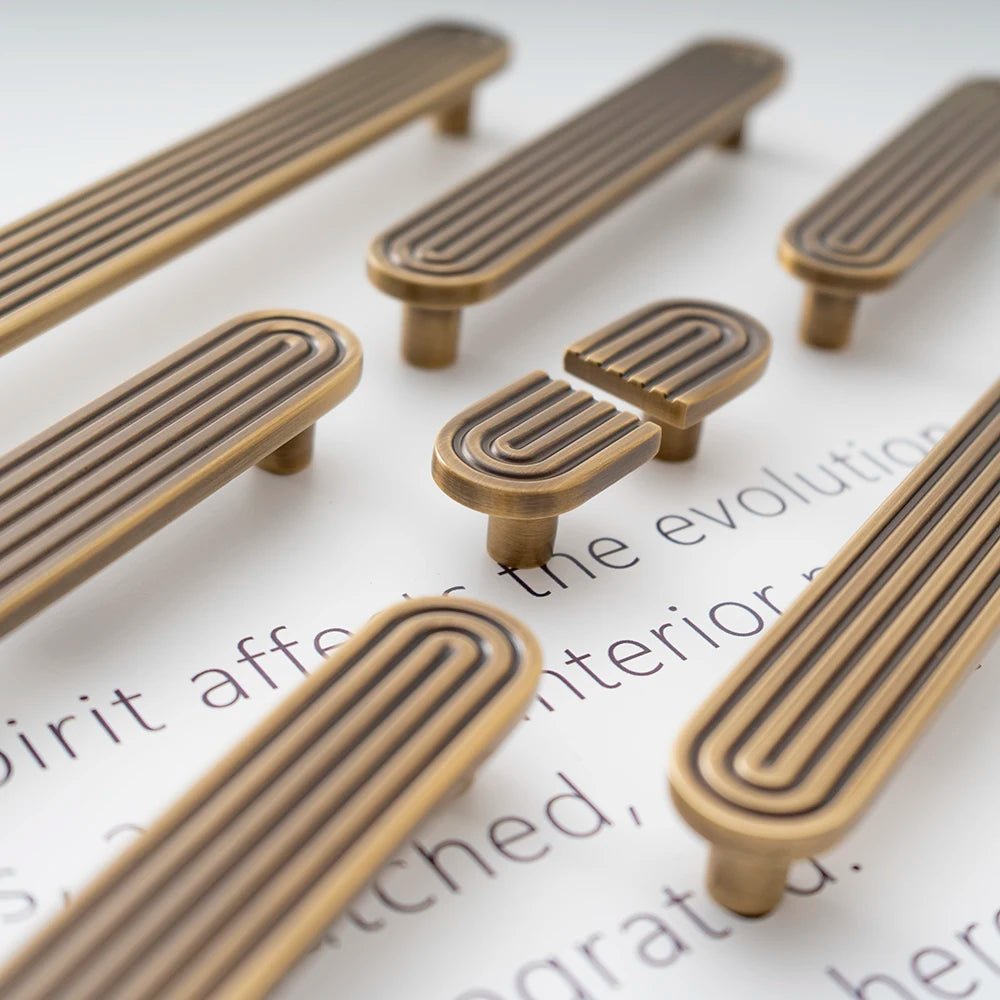 Elegant Retro Line Brass Handles for Vintage Bronze Cabinet Pulls